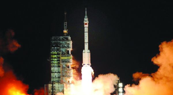 APT ORDERS NEW SATELLITE AS APSTAR-9 REACHES ORBIT