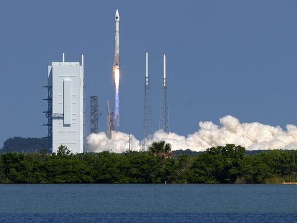 WE HAVE LIFTOFF! ROCKET DELIVERS NEW GPS SATELLITE TO ORBIT