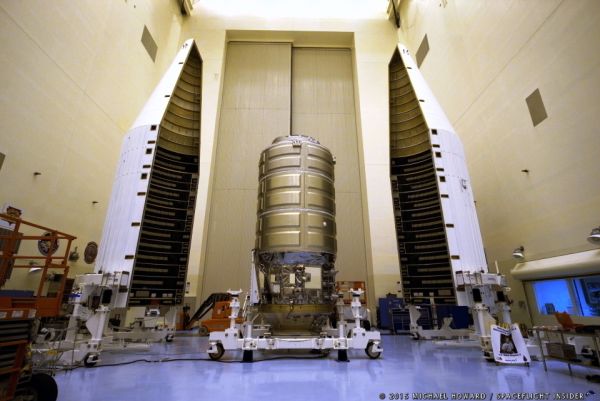 OA-4 CYGNUS ENCAPSULATED IN PLF IN PREPARATION FOR FLIGHT