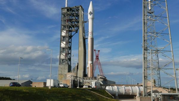 BAD WEATHER DELAYS US SPACE STATION SHIPMENT, 1ST IN MONTHS