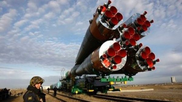RUSSIA LOSES A SATELLITE IN ANOTHER SETBACK TO ITS SPACE PROGRAM