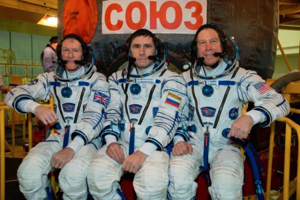 NASA TV TO COVER LAUNCH OF TIM PEAKE KG5BVI 