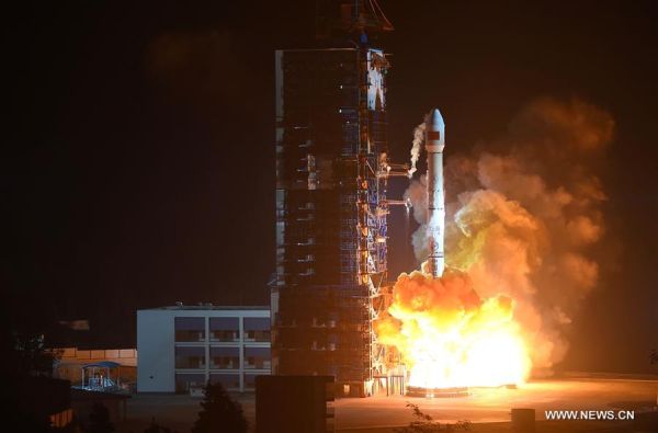 CHINA LAUNCHES NEW COMMUNICATION SATELLITE