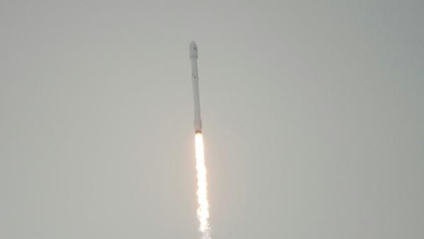 SPACEX FALCON 9 DEPLOYS JASON-3 SATELLITE INTO ORBIT