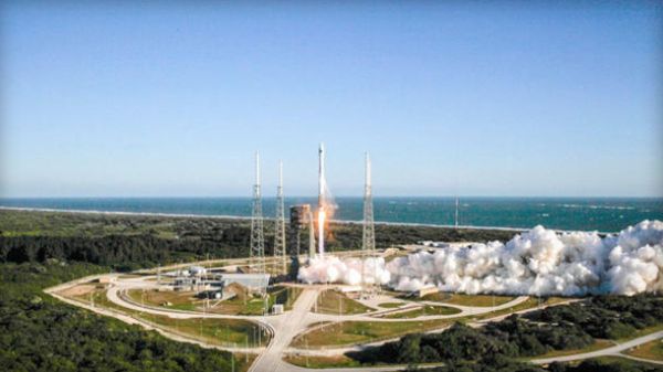 ATLAS 5 ROCKET BOOSTS GPS SATELLITE INTO SPACE