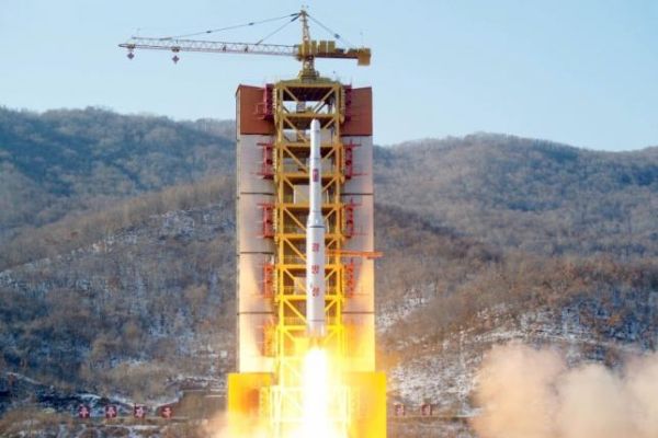 NORTH KOREA SATELLITE TUMBLING IN ORBIT AGAIN: U.S. SOURCES