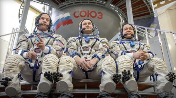 NEXT SPACE STATION CREW SET FOR FRIDAY LAUNCH, DOCKING