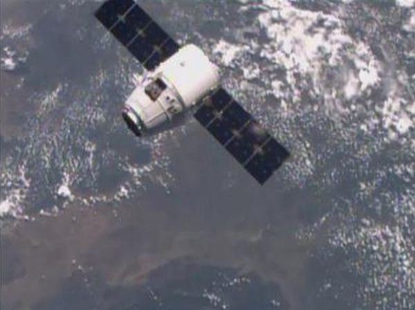 CHINA'S EXPERIMENTAL SPACE LAB ENDS DATA SERVICE