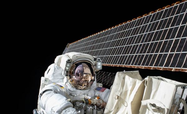 PENTAGON FOCUSES ON IN-ORBIT SATELLITE INSPECTIONS AND REPAIRS