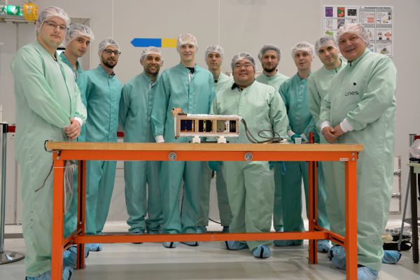 D-STAR SATELLITE TO LAUNCH FROM KOUROU