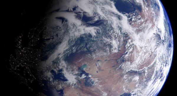 NORTH KOREA CLAIMS SATELLITE IS TRANSMITTING IMAGES