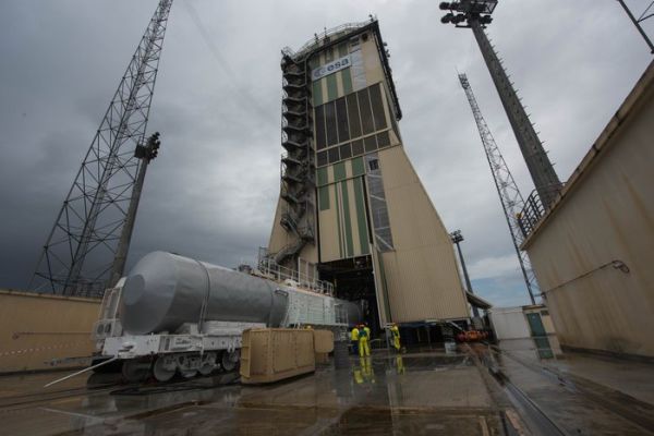 BAD WEATHER DELAYS SOYUZ LAUNCH FROM FRENCH GUIANA TO SUNDAY 