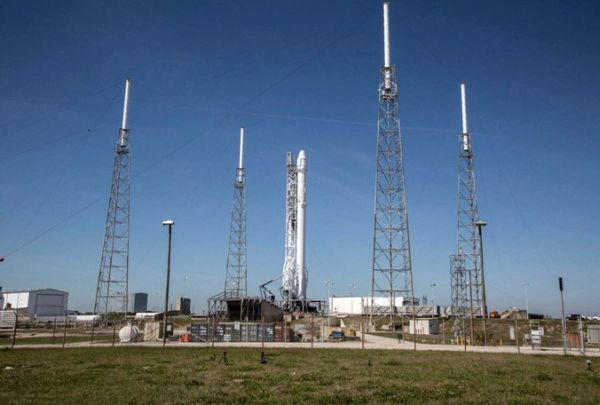 SPACEX PUSHES BACK JAPANESE SATELLITE LAUNCH BY A DAY