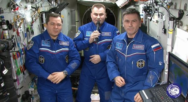 MESSAGE FROM SPACE: ISS CREW CONGRATULATES EARTHLINGS WITH VICTORY DAY