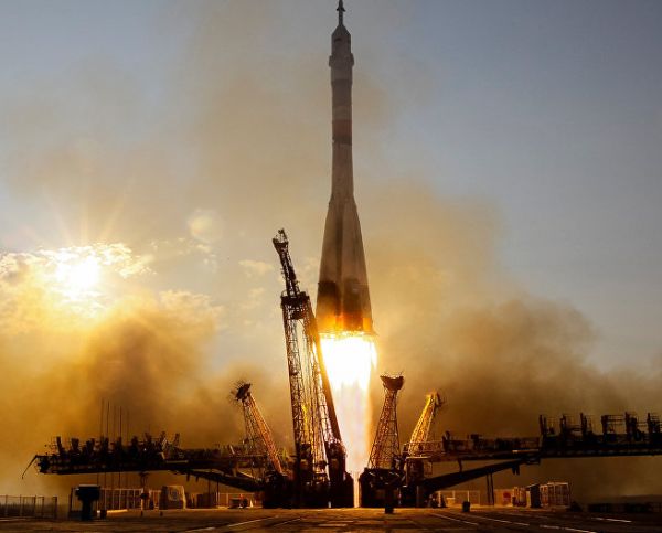RUSSIA COULD CUT DOWN INTERNATIONAL SPACE STATION CREW