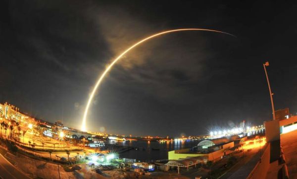 FACEBOOK’S INTERNET SATELLITE SET TO BLAST INTO ORBIT SEPT. 3