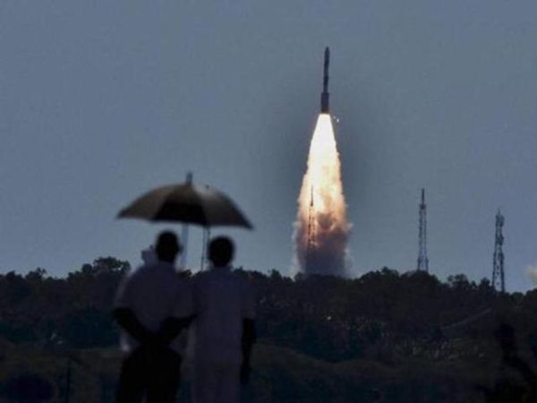 INDIA BAGS DEALS TO LAUNCH 68 FOREIGN SATELLITES, 12 OF THEM FROM US 