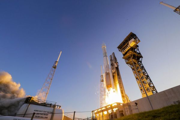 OSIRIS-REX PROBE LAUNCHED TO ASTEROID IN COMPELLING SEARCH FOR THE ORIGINS OF LIFE 