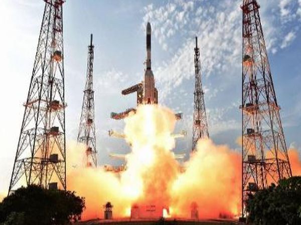ISRO TO LAUNCH SCATSAT, 7 OTHER SATELLITES ON SEPTEMBER 26