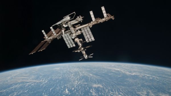 METEOR SIGHTING WAS LIKELY SPACE STATION TRASH, SAYS MUN INSTRUCTOR