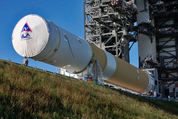 DELTA 4 ROCKET ON THE PAD FOR MILITARY SATELLITE LAUNCH IN DECEMBER 