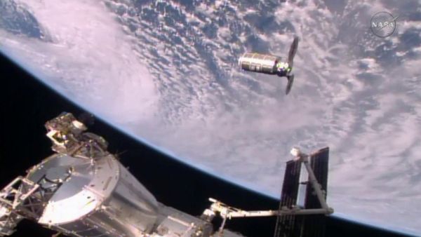 SPACE STATION ACCEPTS 1ST VIRGINIA DELIVERY IN 2 YEARS