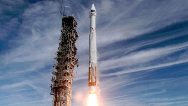 COMMERCIAL SATELLITE LAUNCHED TO IMAGE THE EARTH IN HIGH-RESOLUTION 