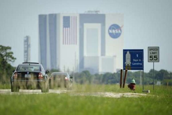 TECHNICAL GLITCH POSTPONES NASA SATELLITE LAUNCH