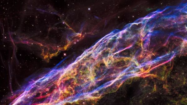 WHAT GOES UP: THE YEAR IN SPACE, 2016