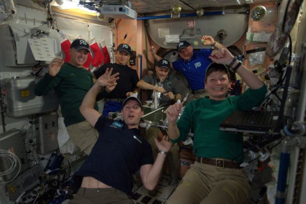 ASTRONAUTS RING IN THE NEW YEAR WITH SPACE STATION SHENANIGANS