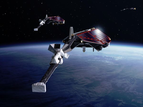 ESA TEAMS RESPOND TO DEBRIS RISK