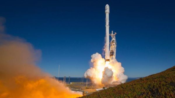 SPACEX GETS NEW LAUNCH ORDER, TARGETS MID-FEBRUARY FOR NEXT SATELLITE LAUNCH