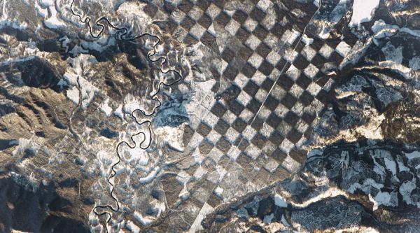 STUNNING SPACE STATION IMAGE CAPTURES EARTH’S NATURAL ‘CHECKERBOARD’ 