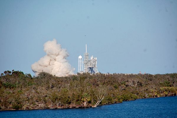 FIRE RETURNS TO FLAME TRENCH AT APOLLO-ERA LAUNCH PAD IN FLORIDA