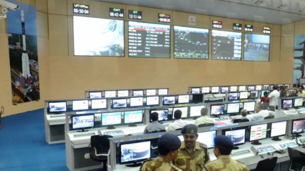 INDIA LAUNCHES RECORD 104 SATELLITES IN SINGLE MISSION
