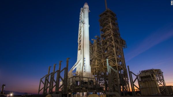 SPACEX ABORTS FLIGHT DUE TO ROCKET ISSUES