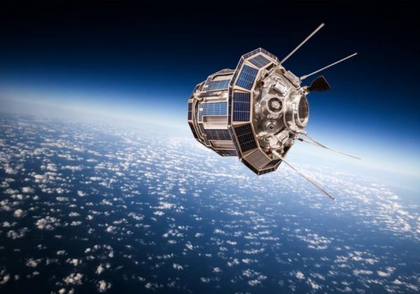 TECH TALK: ISRAELI SATELLITE TO BE LAUNCHED INTO SPACE 