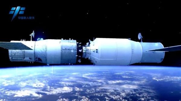 CHINA'S CARGO CRAFT DOCKS WITH SPACE LAB