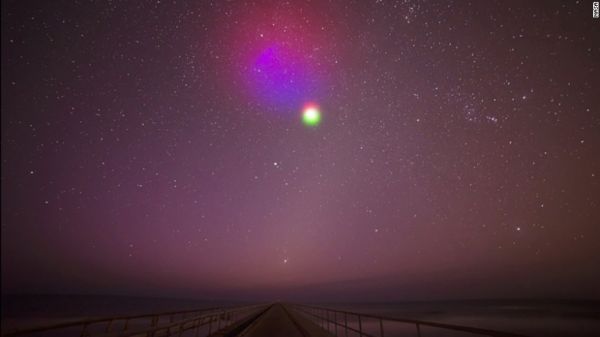 EAST COASTERS -- WAKE UP EARLY FOR A LIGHT SHOW IN THE SKY, THANKS TO NASA