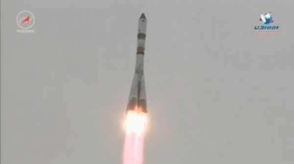 ROBOTIC RUSSIAN RESUPPLY FREIGHTER ON THE WAY TO SPACE STATION 