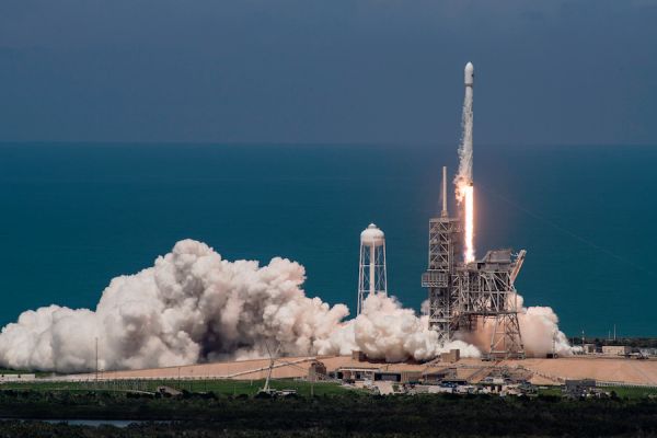 BULGARIA’S FIRST COMMUNICATIONS SATELLITE HEAVED INTO ORBIT
