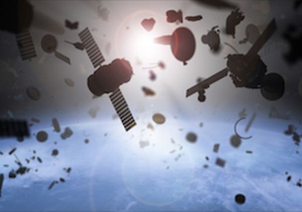 FIRST SATELLITE ABLE RE-ENTER THE ATMOSPHERE IN A CONTROLLED WAY JUST LAUNCHED