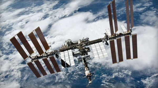SPACEX SET FOR SUPPLY RUN TO SPACE STATION ON MONDAY