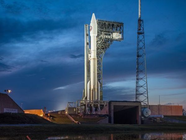 FAULTY TRANSMITTER DELAYS ATLAS V LAUNCH OF SPY SATELLITE FROM CAPE CANAVERAL