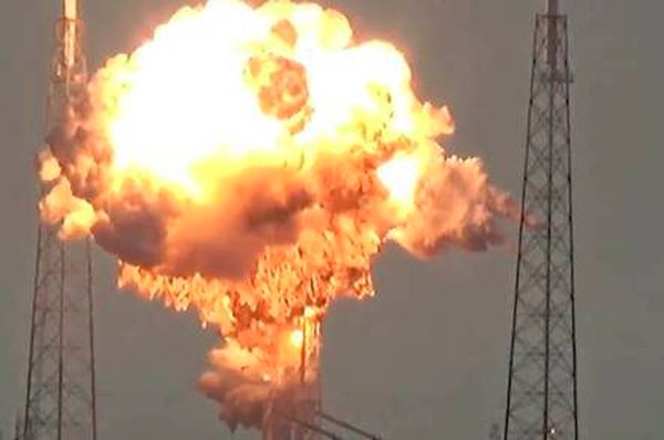 SPACEX GIVES FREE RIDE TO REPLACEMENT FOR FACEBOOK'S FRIED SATELLITE