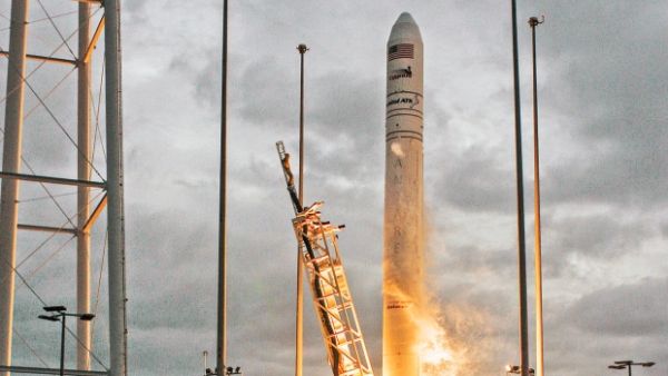 ROCKET MELTDOWN OVER PRAIRIE PROVINCES CONFIRMED BY U.S. STRATEGIC COMMAND