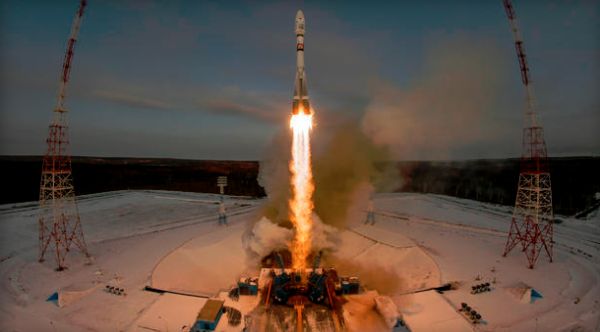 RUSSIA SAYS CONTACT WITH SATELLITE LOST AFTER LAUNCH
