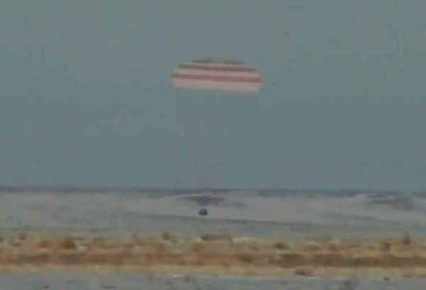 SOYUZ CARRIES THREE STATION CREW MEMBERS BACK TO EARTH