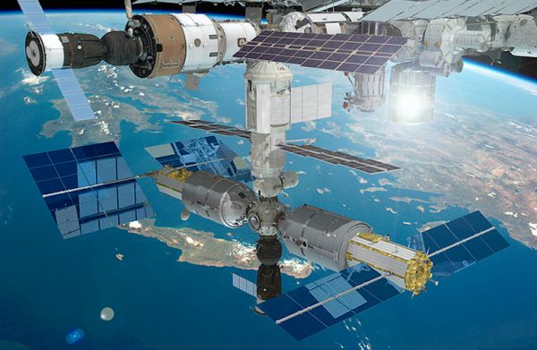 RUSSIA'S PLAN TO BUILD A LUXURY HOTEL ON THE ISS