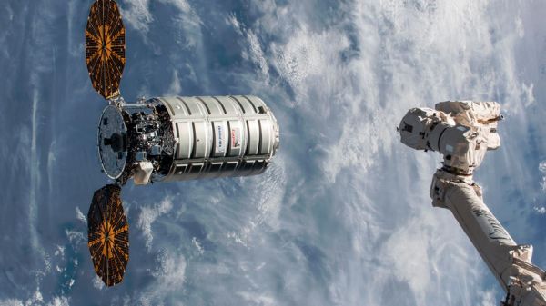 SPACE STATION ASTRONAUTS WATCHED 'THE LAST JEDI' FROM ORBIT 240 MILES ABOVE EARTH